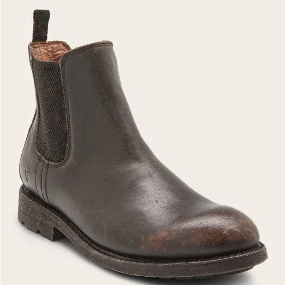 Frye Men’s Bowery Chelsea Boots